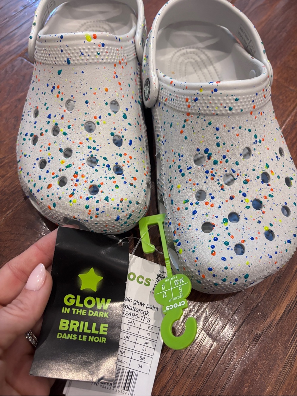 CROCS Kids White Glow-in-the-Dark Paint Splatter Clogs